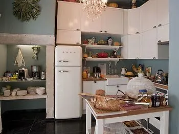 Casa Amora Studio Apartments 4*