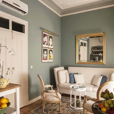 Casa Amora Studio Apartments Bed & Breakfast 4*