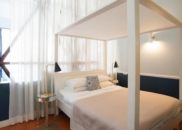 Casa Amora Bed & Breakfast 4*