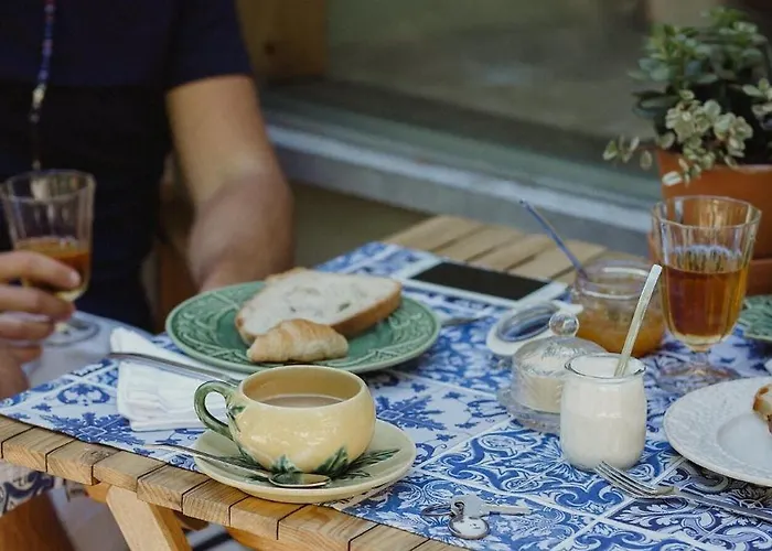 Casa Amora Bed & Breakfast 4*