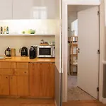 Bed & Breakfast Casa Amora Studio Apartments 4*
