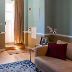 Casa Amora Studio Apartments Bed & Breakfast 4*
