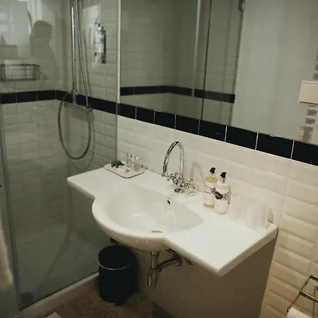 Alojamento de Acomodação e Pequeno-almoço Casa Amora 4*